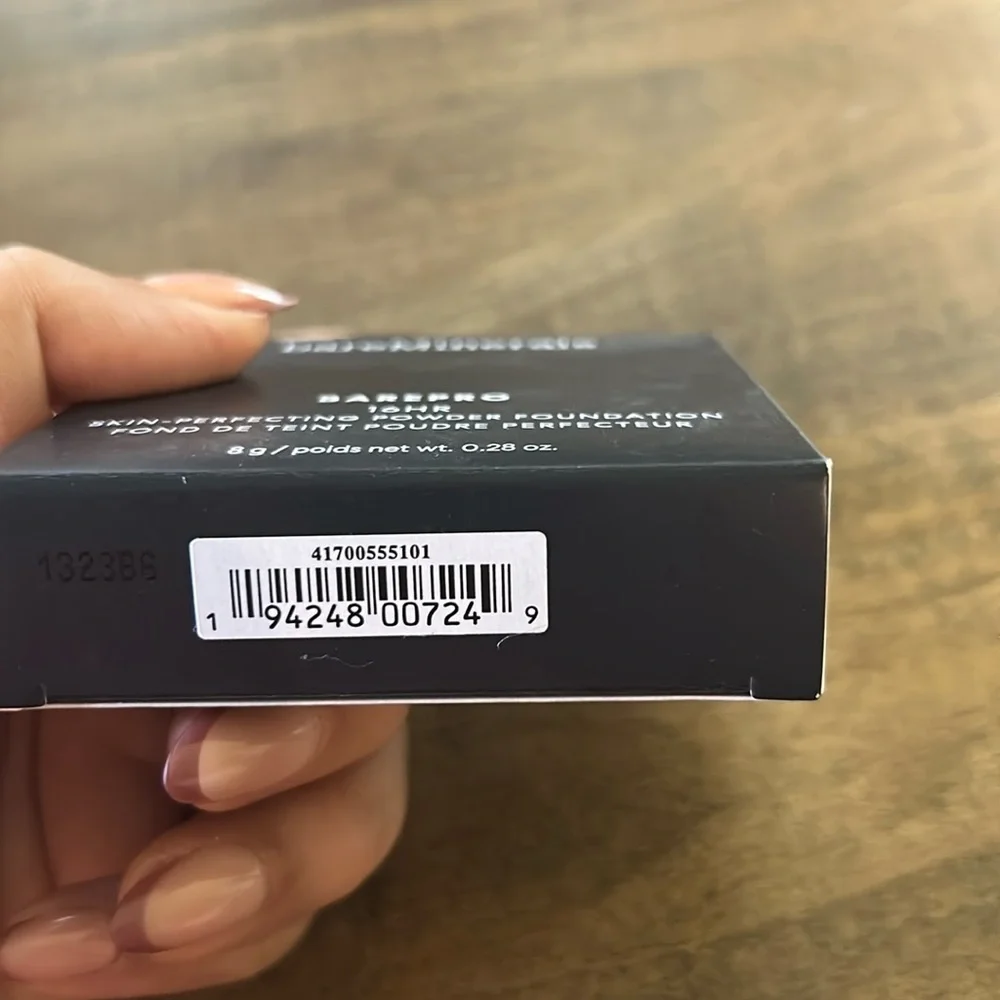 NEW IN BOX - bareMinerals BAREPRO Powder Foundation in shade:DEEP 60 Neutral